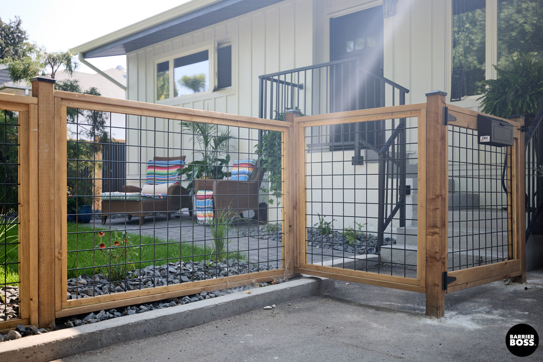 Black Hog Wire Fence Panels (Framed or Unframed) - The Rigid Panel