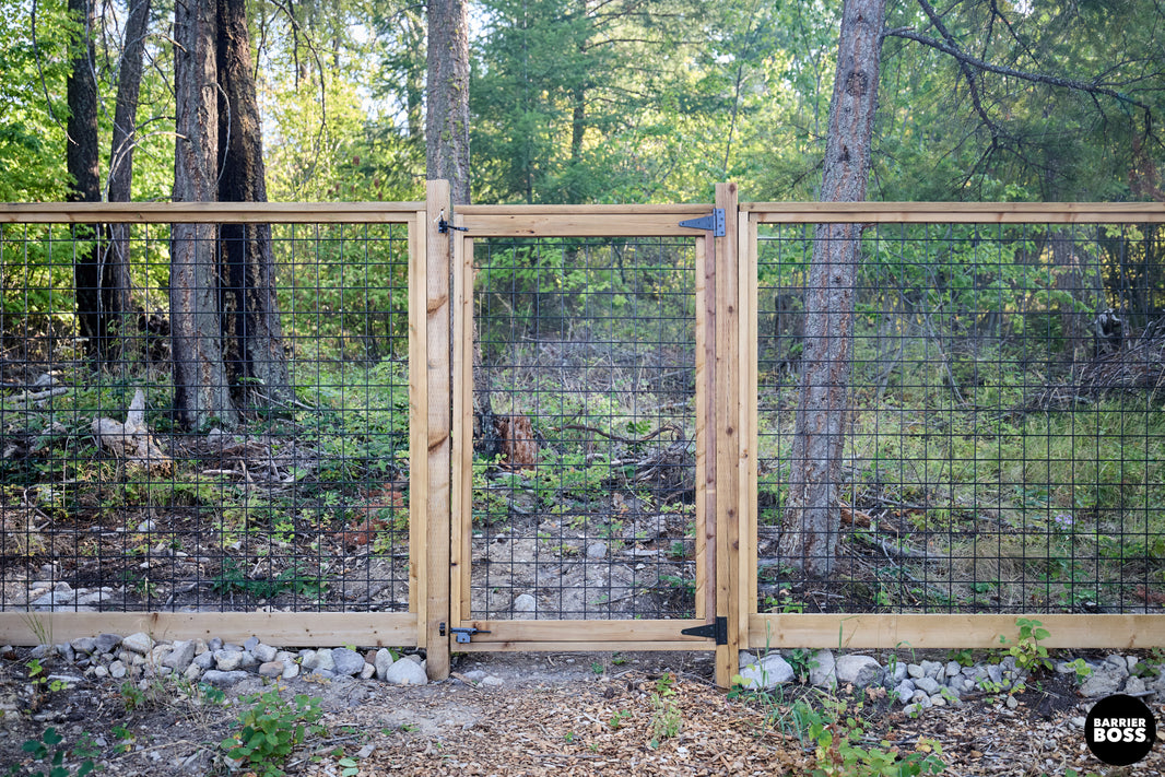 Black Hog Wire Fence Panels (Framed or Unframed) - The Rigid Panel