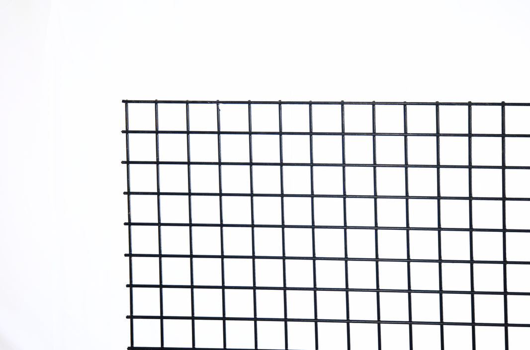 Black Hog Wire Fence Panels (Framed or Unframed) - The Rigid Panel - BarrierBoss™