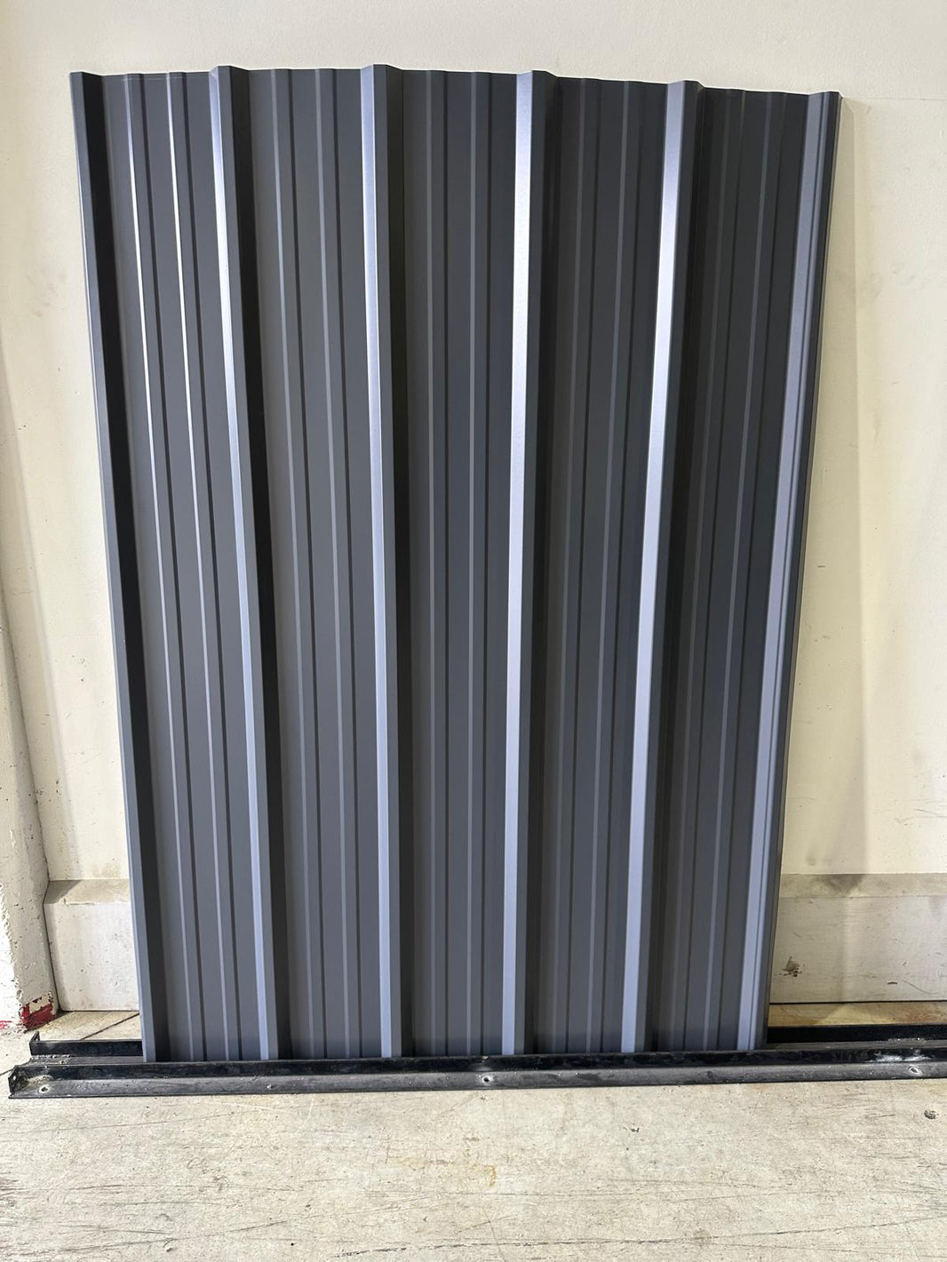 Metal Roofing Panels in a Classic Rib Finish in Custom Lengths