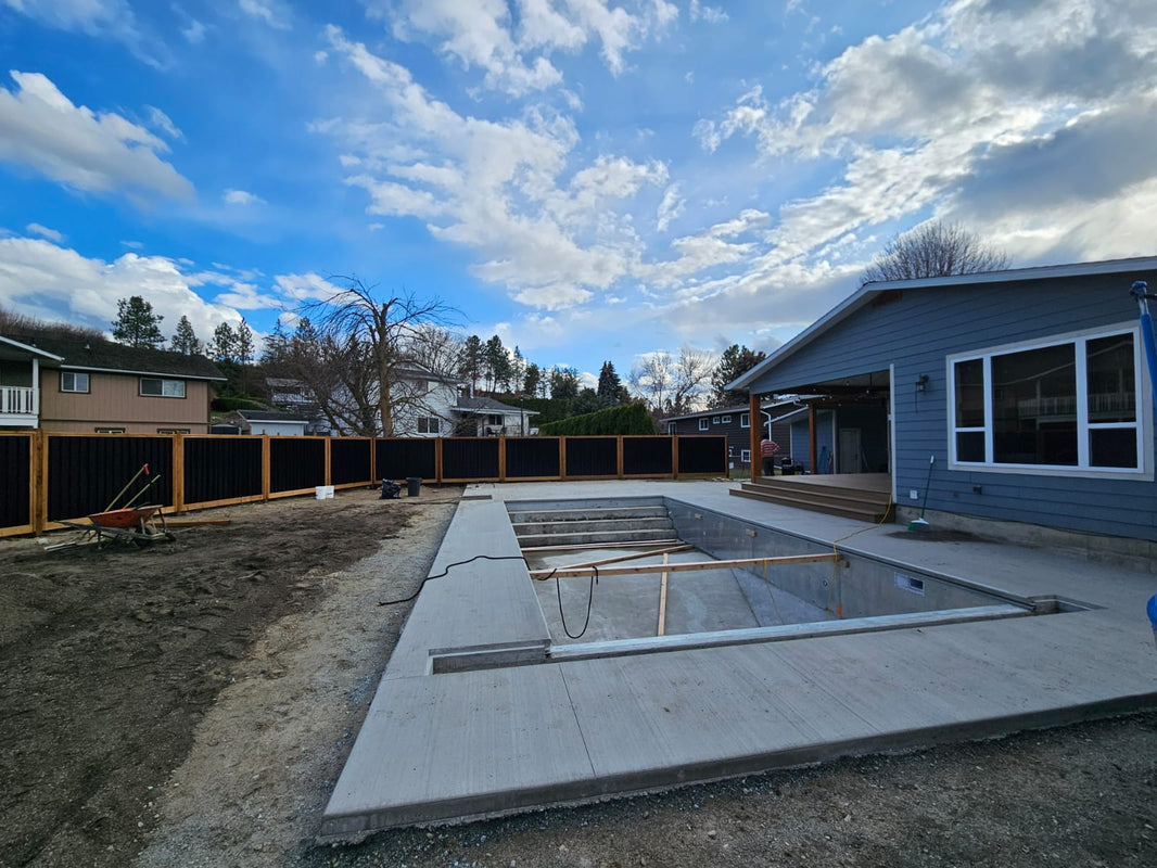 Deep Groove Metal Fence Panels (Premade) - The Okanagan - BarrierBoss™