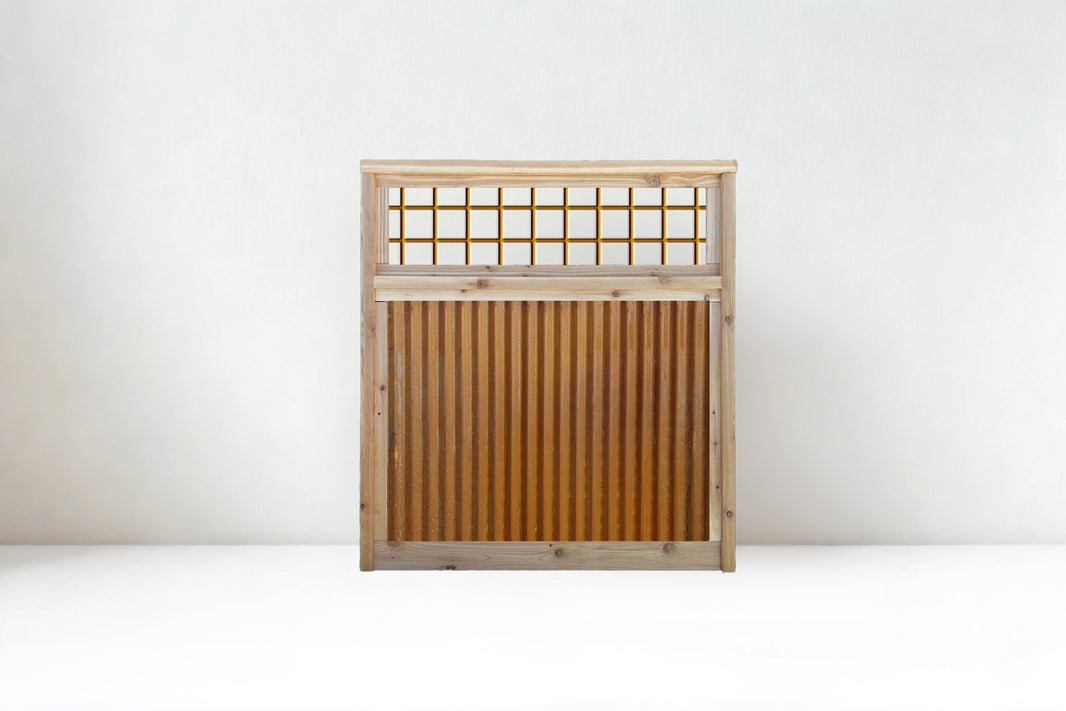 Corrugated Metal Fence with Hog Wire Fence Toppers - The Cabot Panel - BarrierBoss™